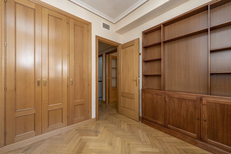 Built In Furniture Service in Fairfax, VA